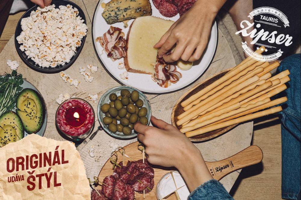 NIE LEN SALÁMA, ALE AJ MÓDNE KÚSKY: TEJTO CHUTNEJ KOLEKCII OD TAURISU SKRÁTKA NEODOLÁTE!