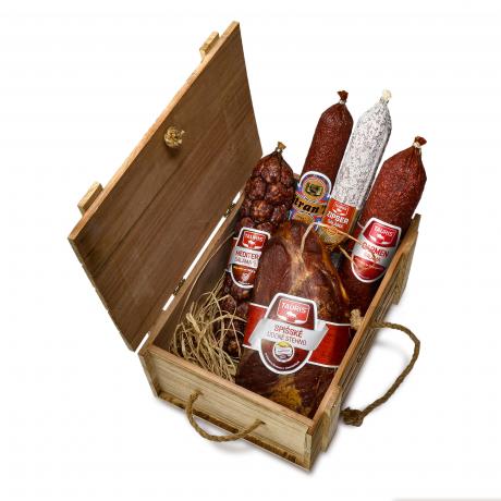 SÚŤAŹ: Koľko váži Drevený box Exklusiv Mäsiarstvo u Býka?