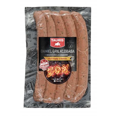 Daniel gril klobása s medvedím cesnakom